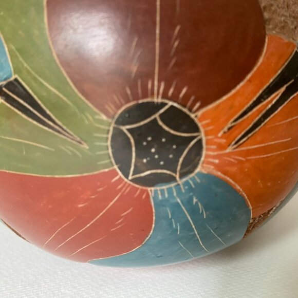 Ceramic vase, by Nicaraguan artist, Roger Calero - Picture 5 of 6